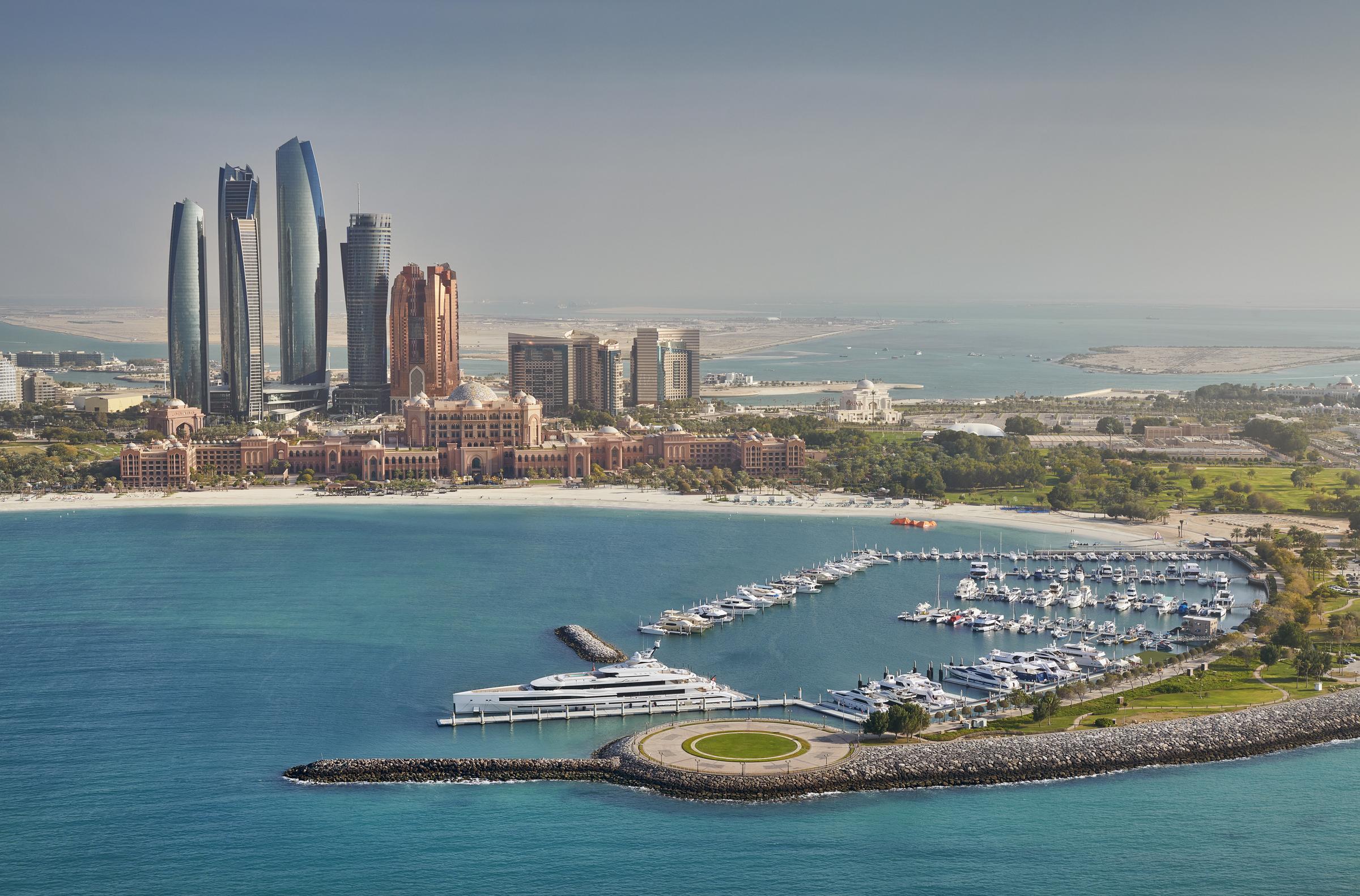 Emirates Palace Mandarin Oriental, Abu Dhabi · Außenbereich – Jachthafen (erweitert)