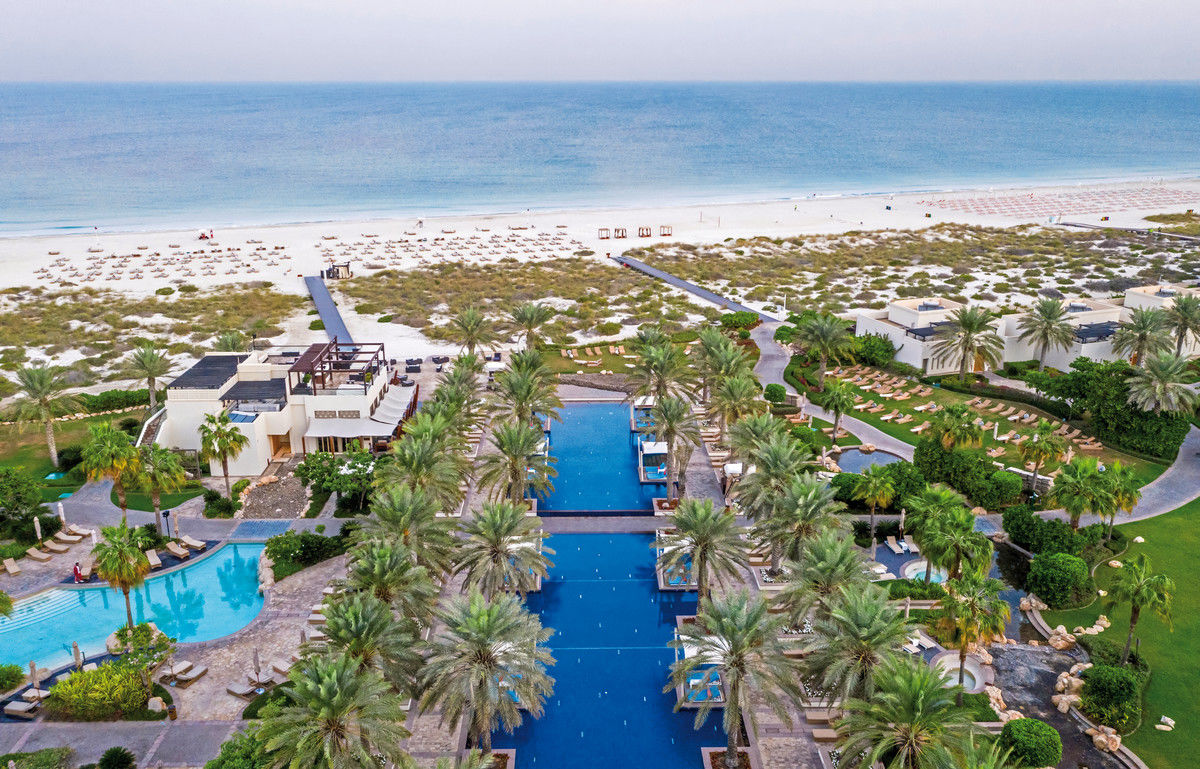 Park Hyatt Abu Dhabi Hotel and Villas · Luftaufnahme von Resort, Pools und Strand