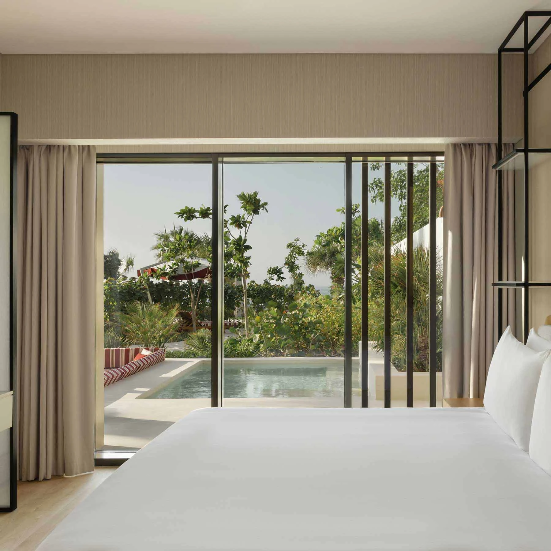 Delano Dubai · Breaking Waves One Bedroom Suite with Private Pool