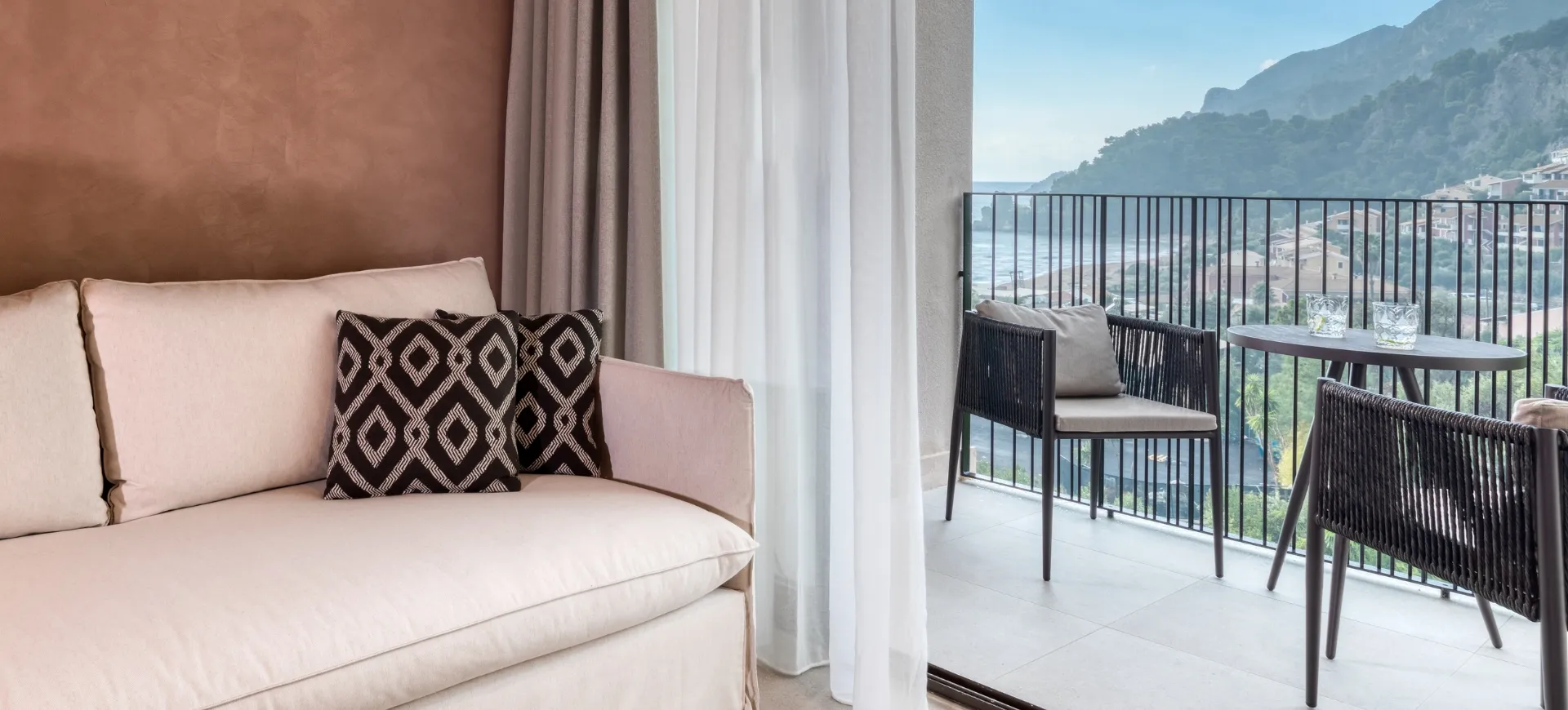 Domes of Corfu · Horizon Junior Suite