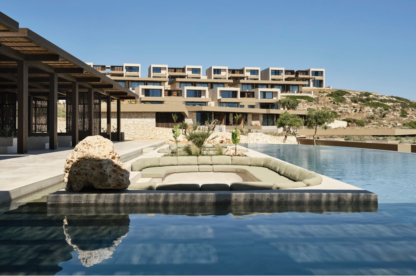 JW Marriott Crete Resort & Spa · Architektur und Pool