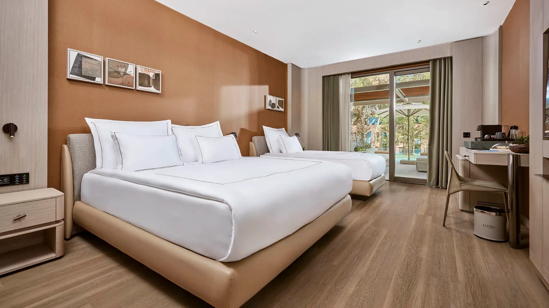 LUSSO Sorgun · Swim-Up Room