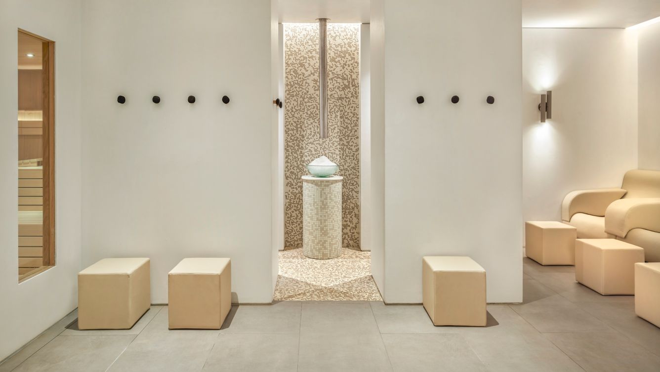 W Costa Navarino · AWAY Spa