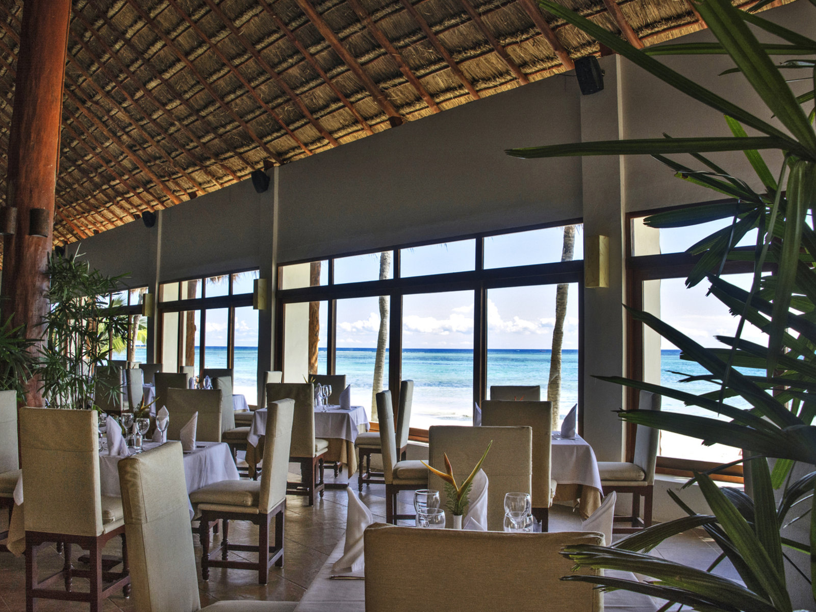 010 - Akumal Bay Beach & Wellness Resort.jpg