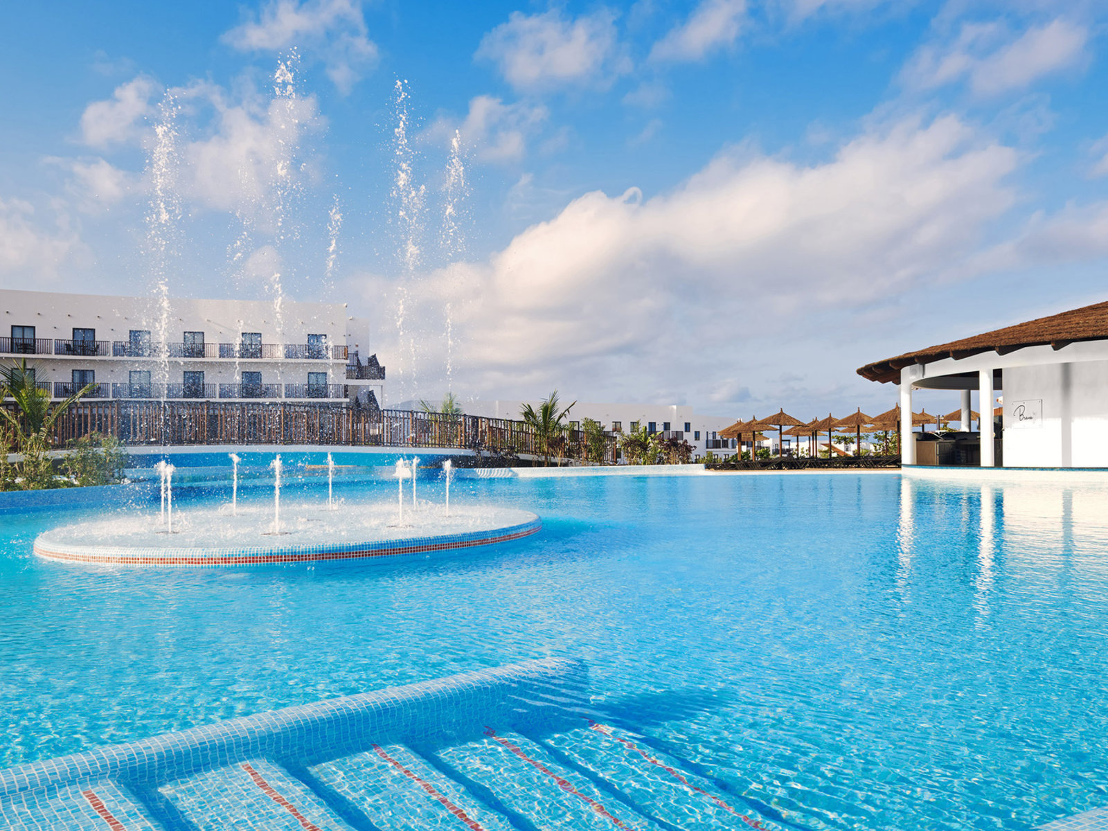 001 - Melia Dunas Beach Resort & Spa.jpg