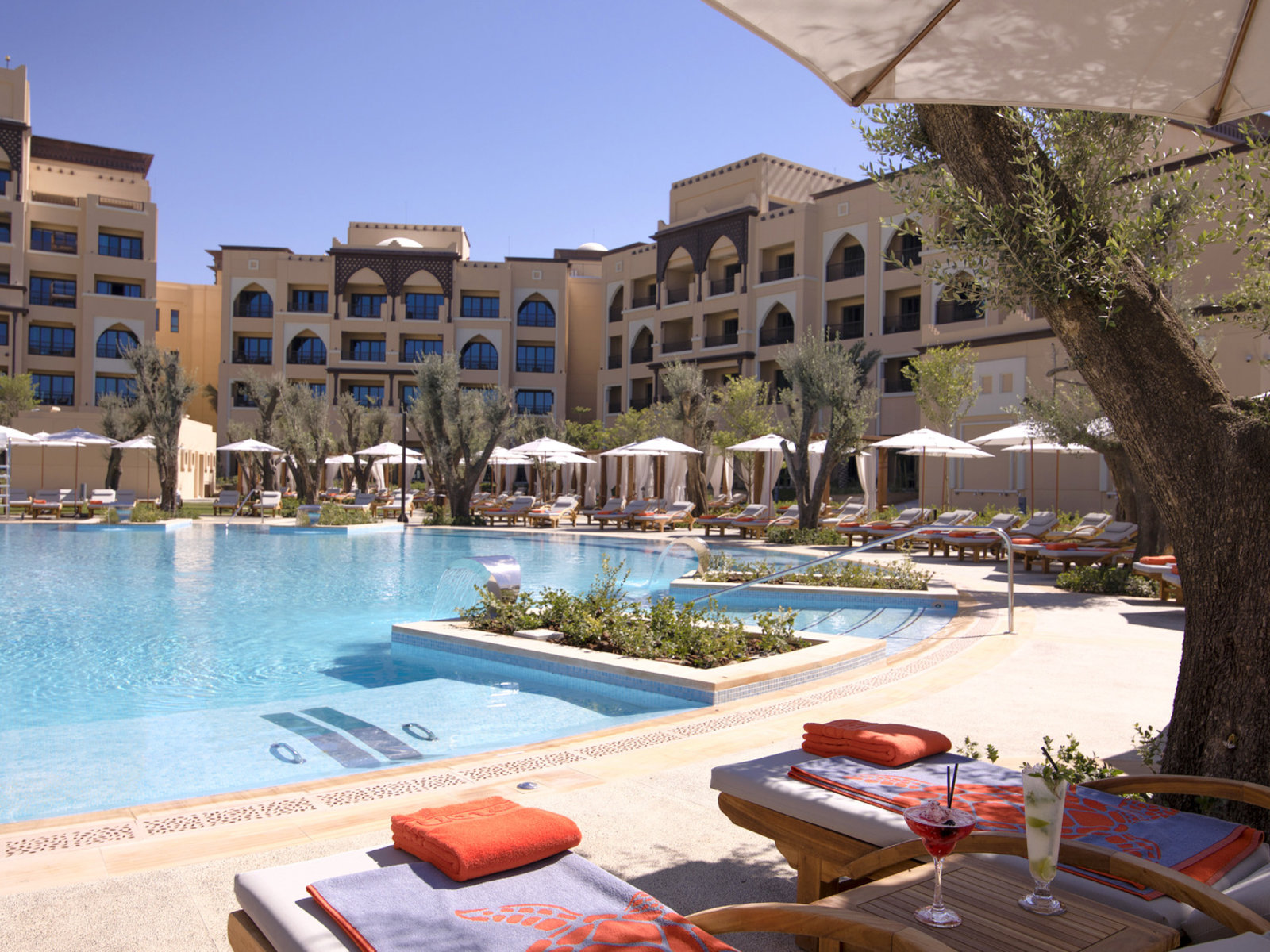 004 - Saadiyat Rotana Resort & Villas.jpg