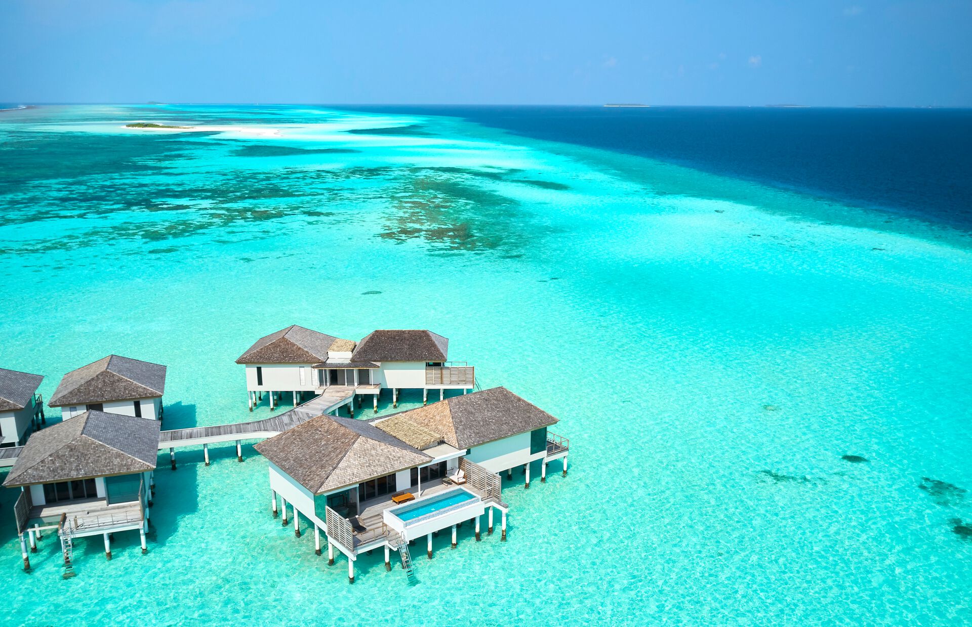 016 - Le Meridien Maldives Resort & Spa.jpg