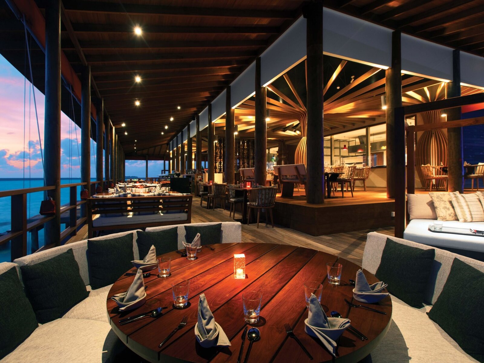 021 - Ozen by Atmosphere at Maadhoo.jpg