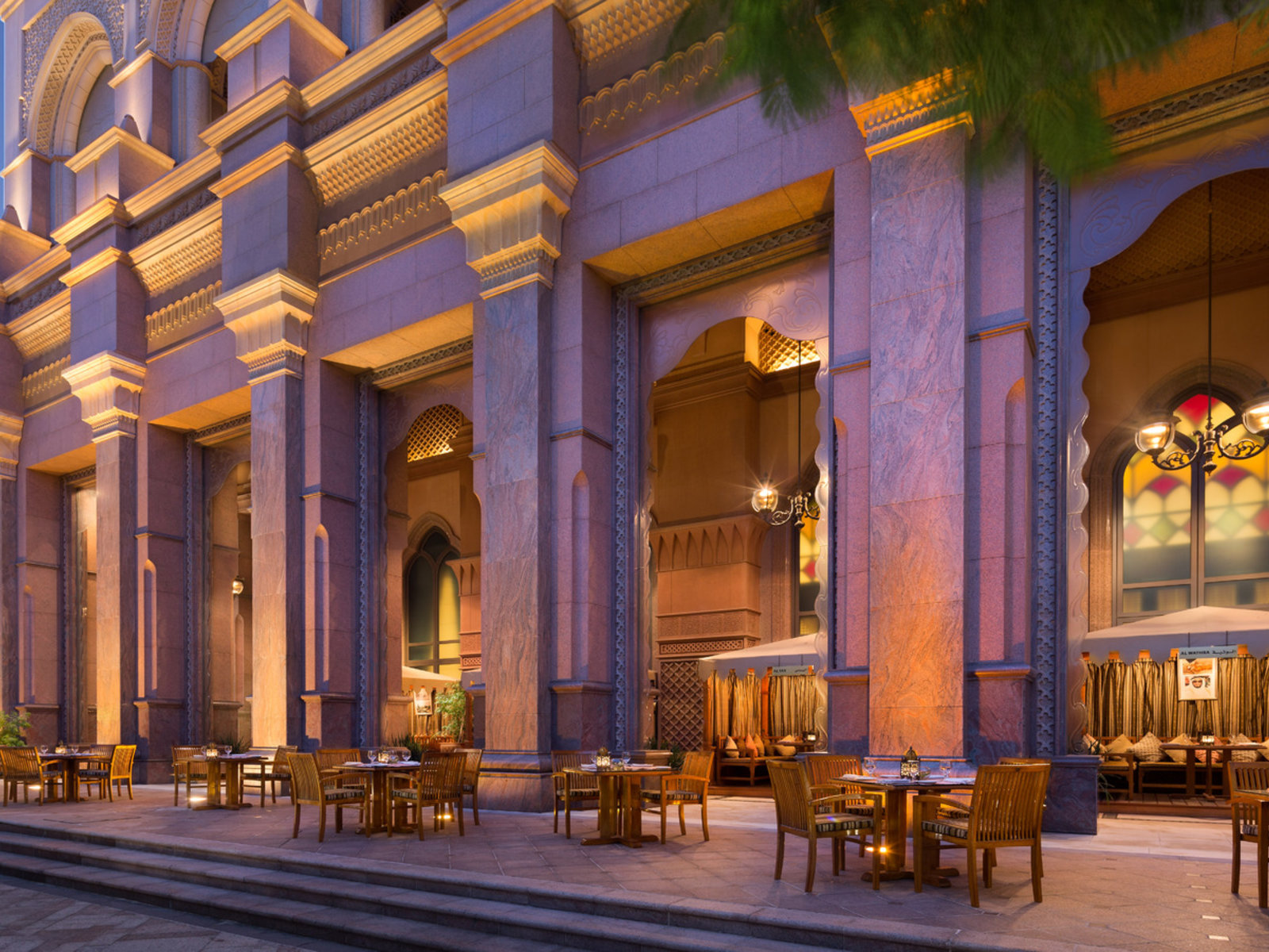 015 - Emirates Palace.jpg