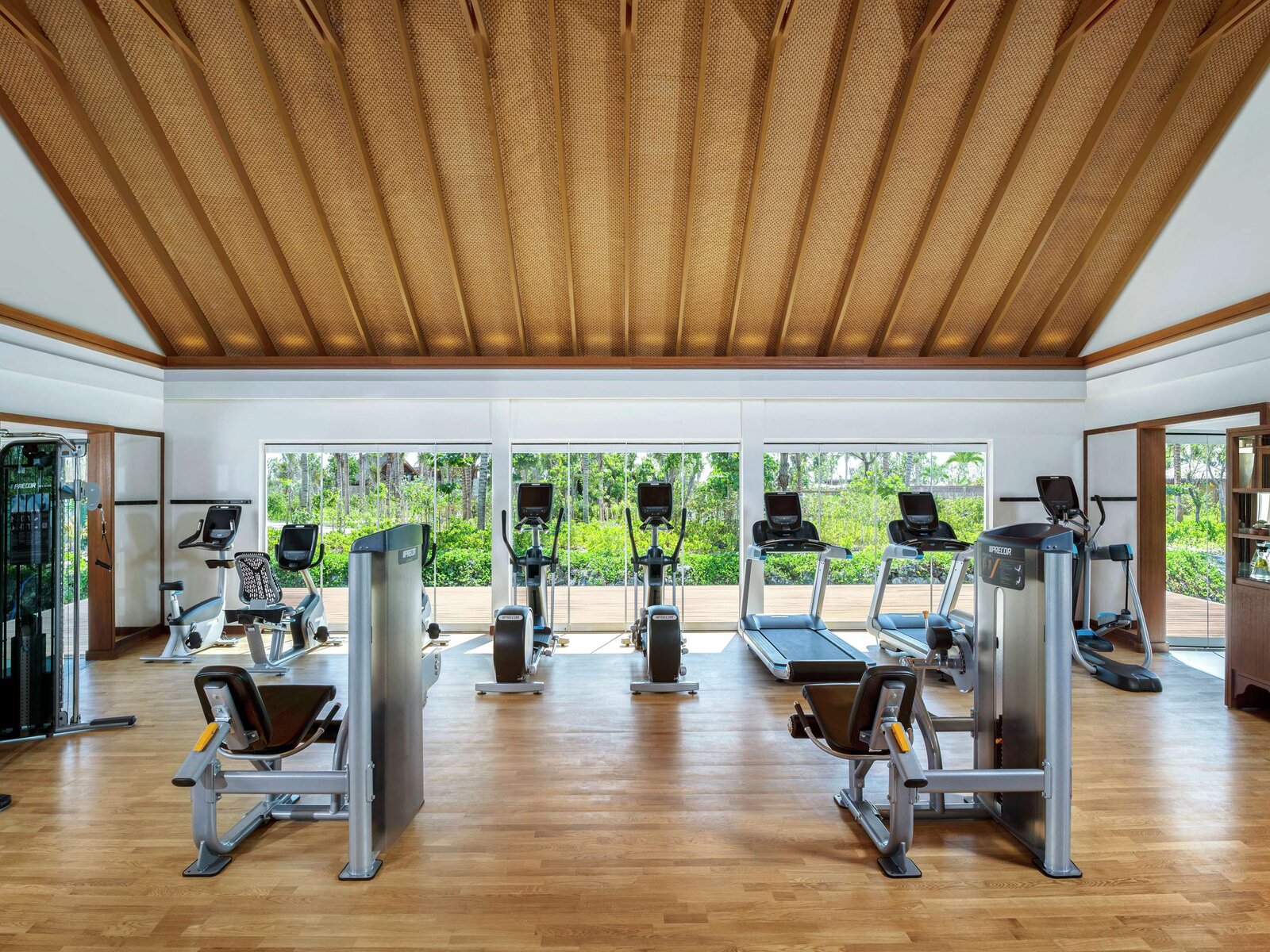 018 - Waldorf Astoria Maldives Ithaafushi .jpg