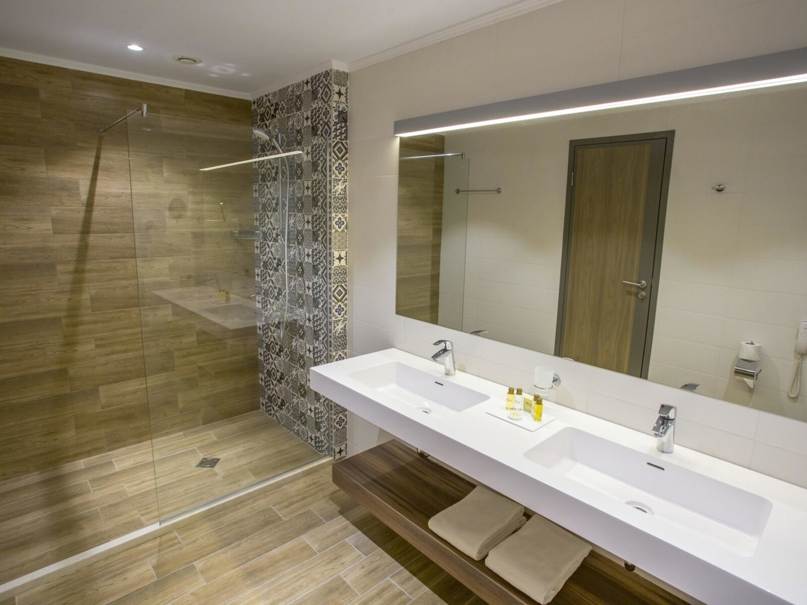 039 - RIU Astoria .jpg