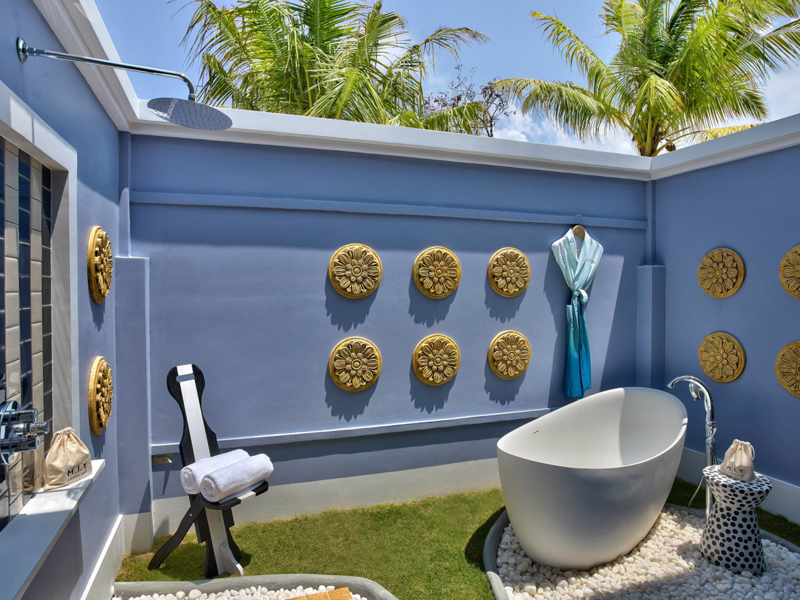 045 - SAii Lagoon Maldives, Curio Collection by Hilton.jpg