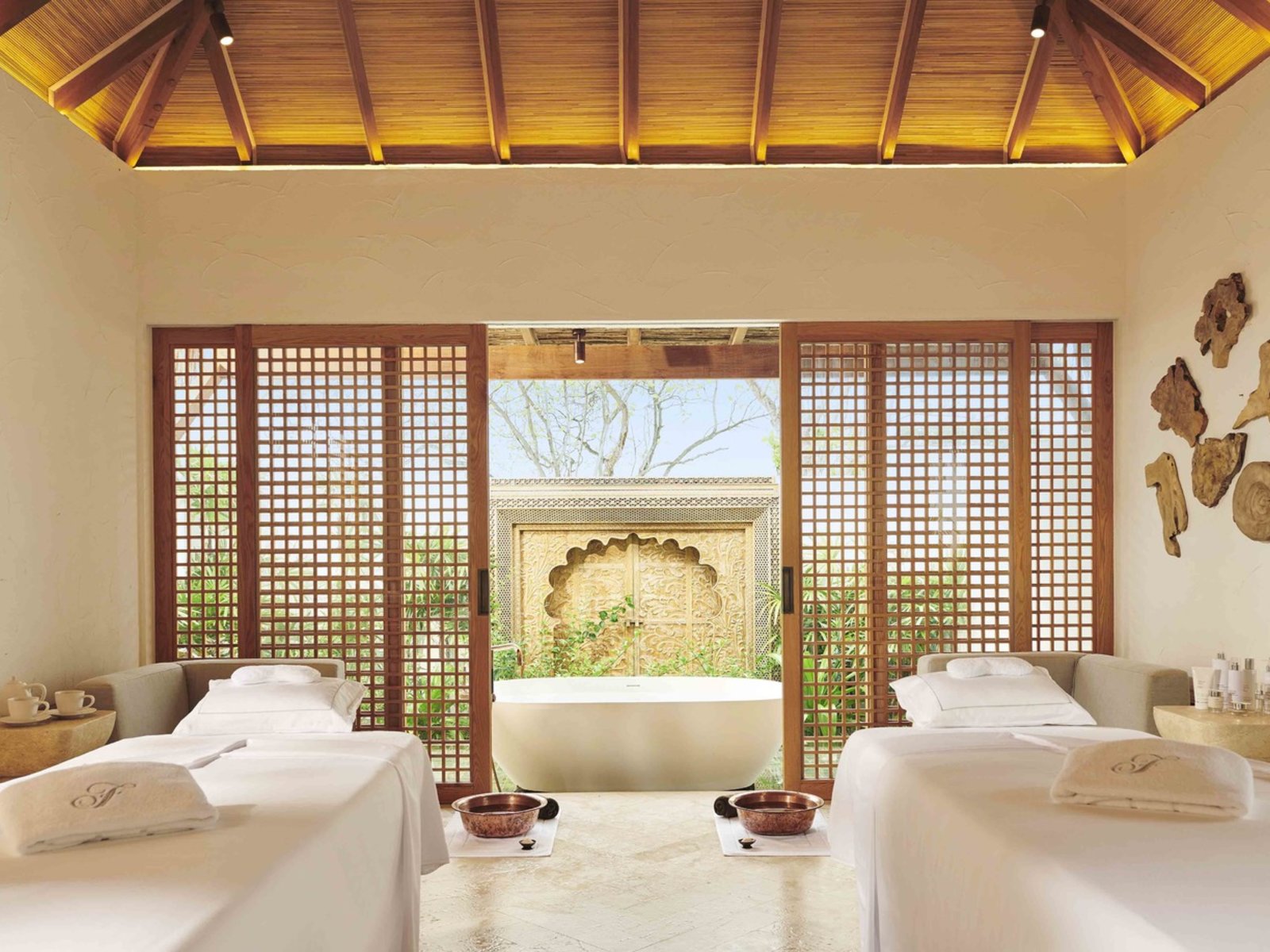 041 - Fairmont Maldives Sirru Fen Fushi.jpg