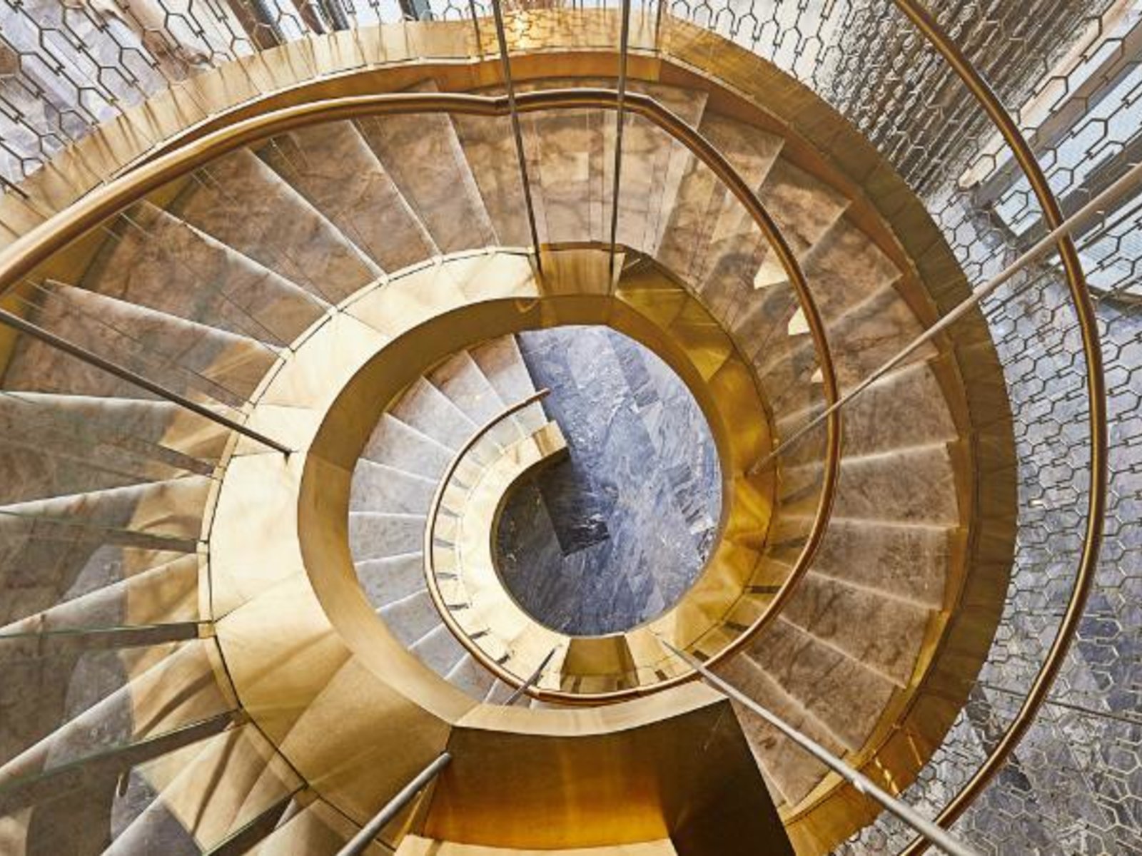 006 - Paramount Hotel Dubai.jpg