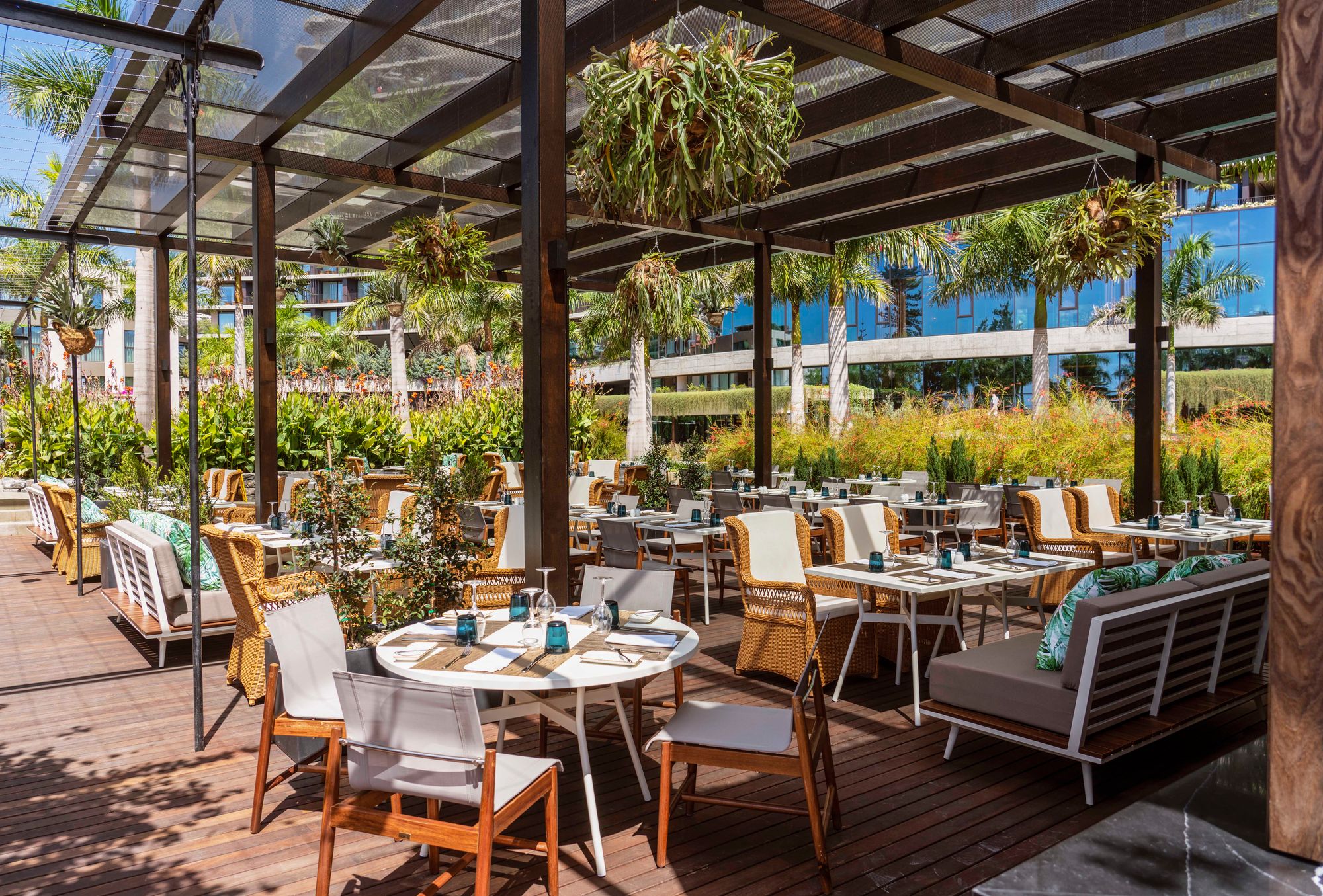 012 - Savoy Palace.jpg