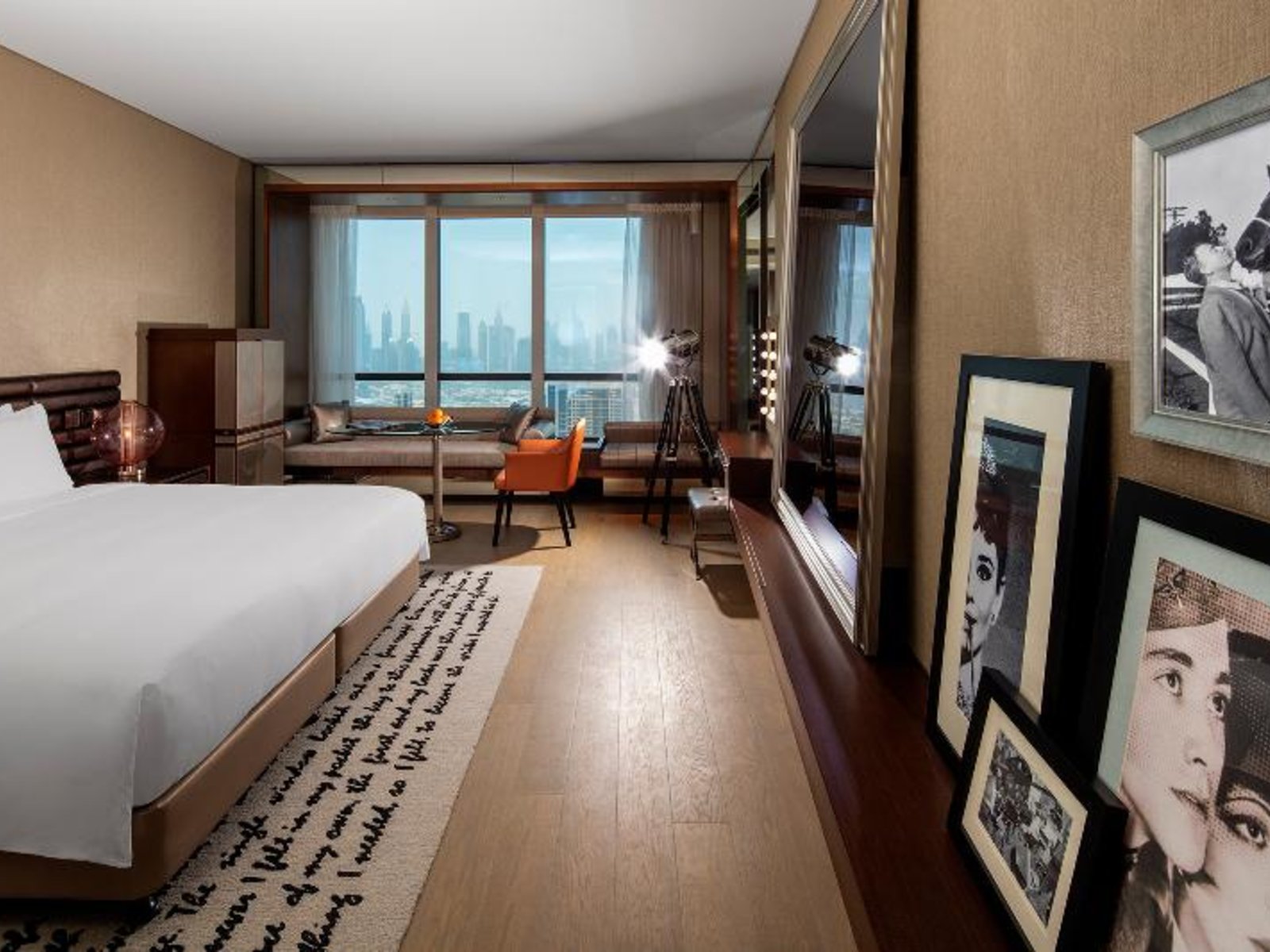 014 - Paramount Hotel Dubai.jpg