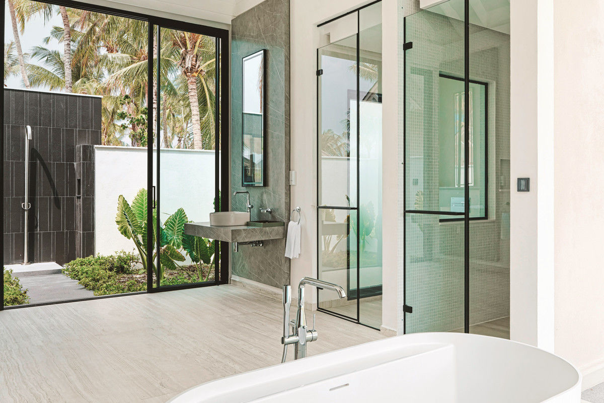 015 - ananea Madivaru Maldives.jpg