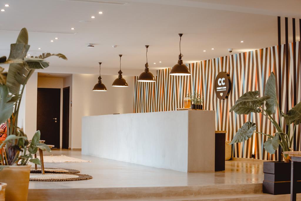 Cook’s Club Hersonissos Crete 3.jpg