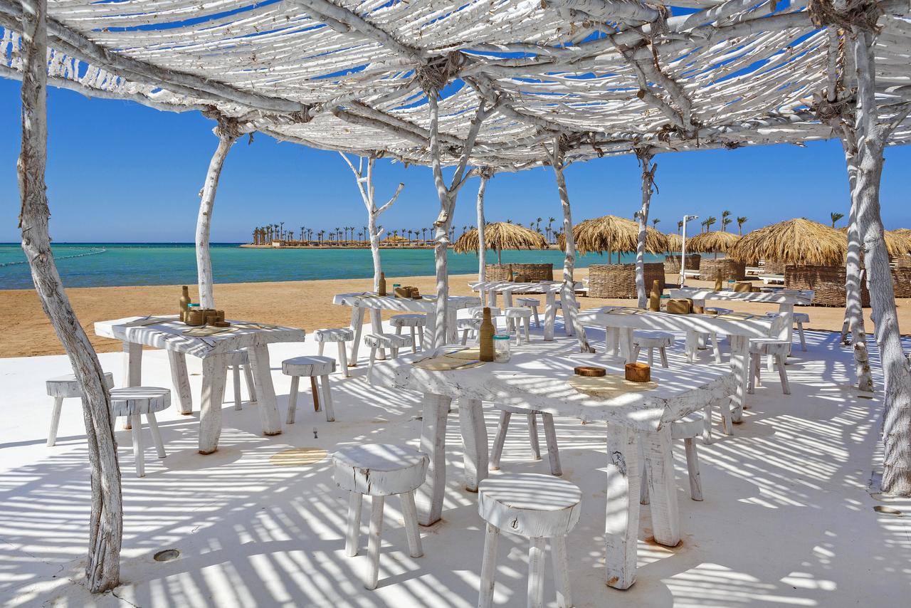 Meraki Resort 11.jpg