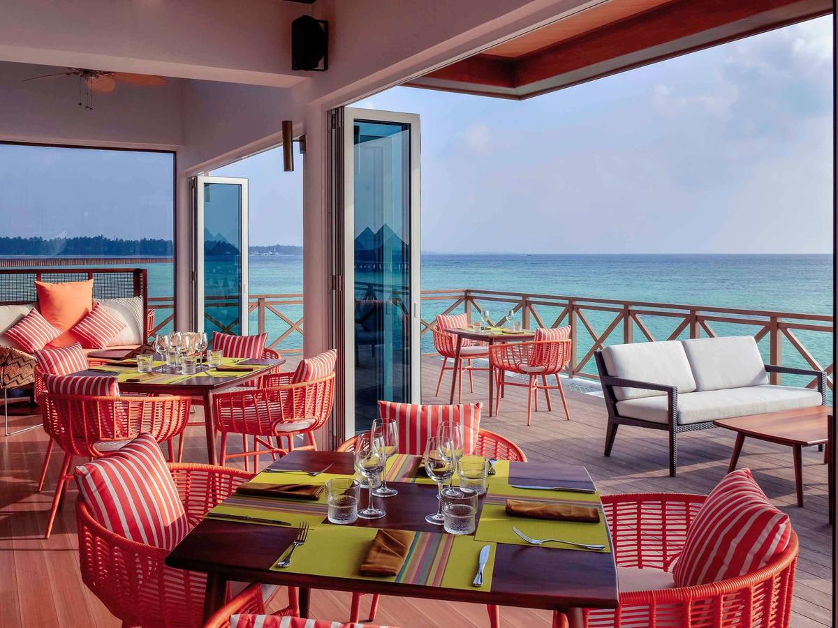 Mercure Maldives Kooddoo Resort 1.jpg (1)