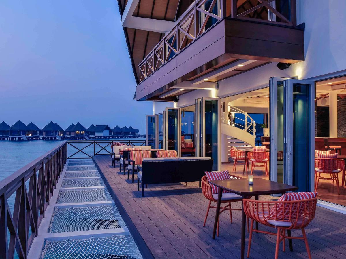 Mercure Maldives Kooddoo Resort 13.jpg (1)