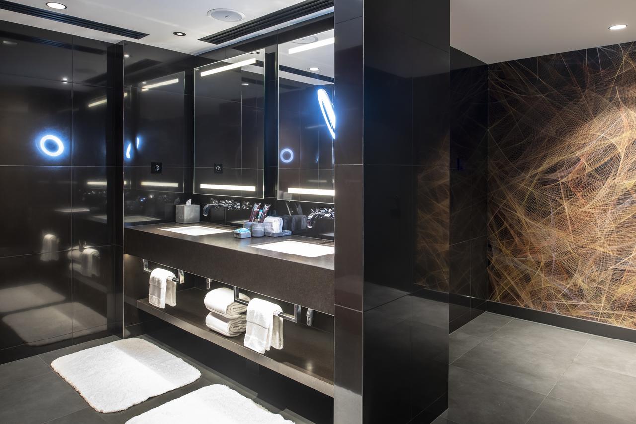 W Dubai – The Palm 1.jpg