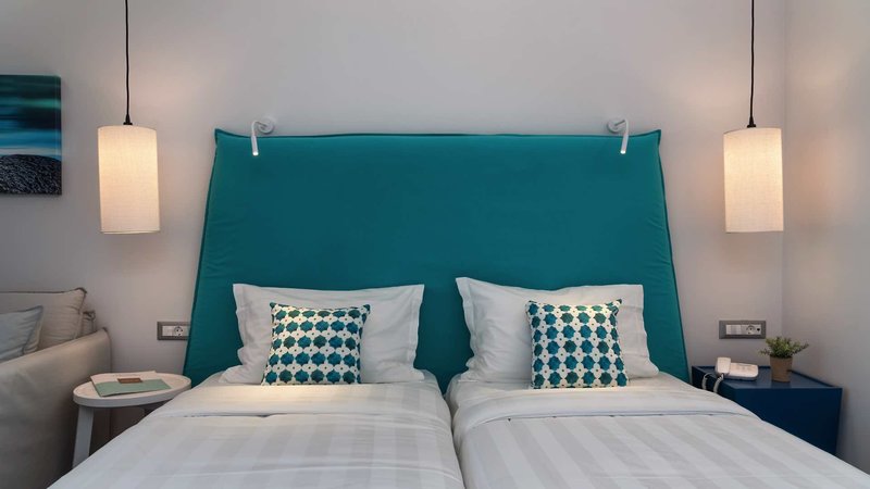 Acharavi Vissalo by Acharavi Beach2.jpg