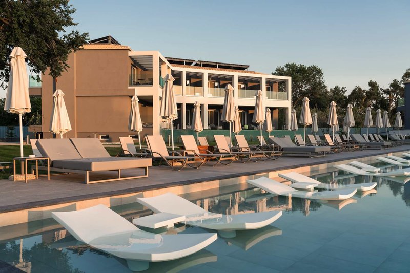 Acharavi Vissalo by Acharavi Beach5.jpg