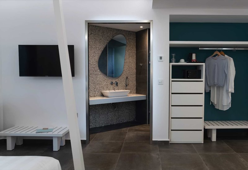 Acharavi Vissalo by Acharavi Beach26.jpg