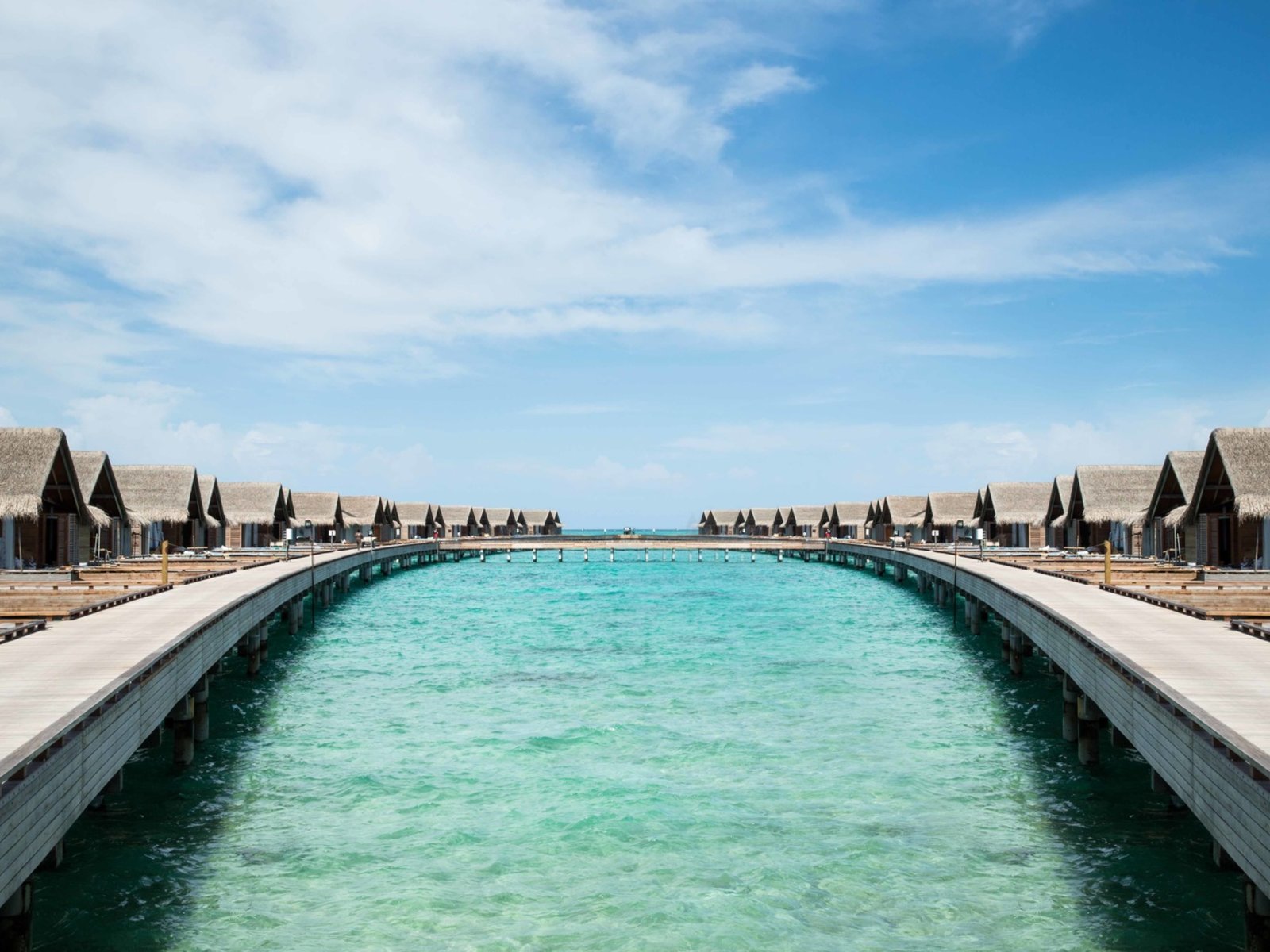 008 - Fairmont Maldives Sirru Fen Fushi.jpg