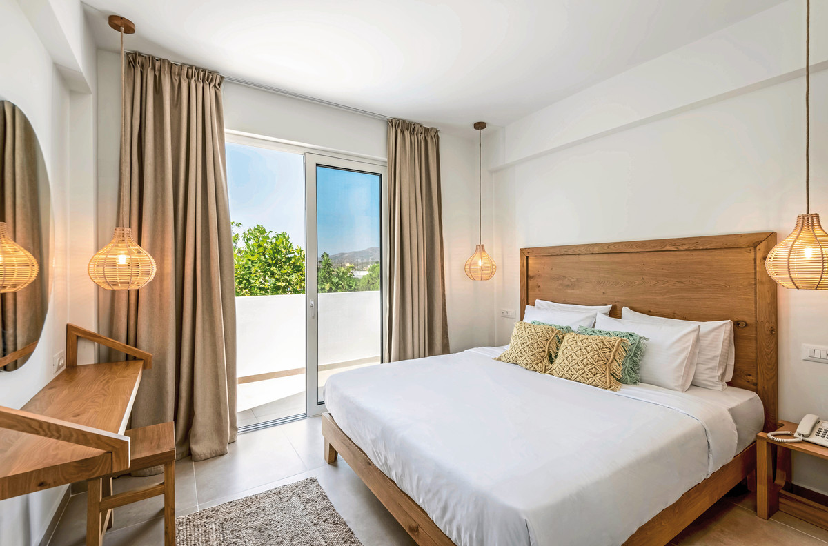 002 - Absolute Kiotari.jpg