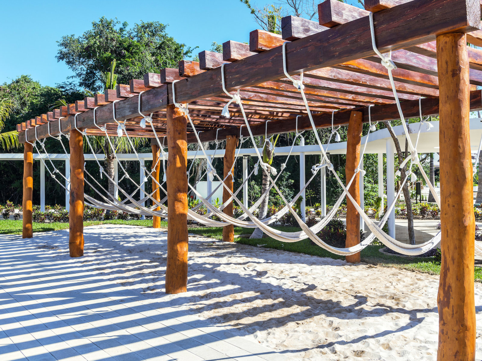 019 - Ocean Riviera Paradise.jpg