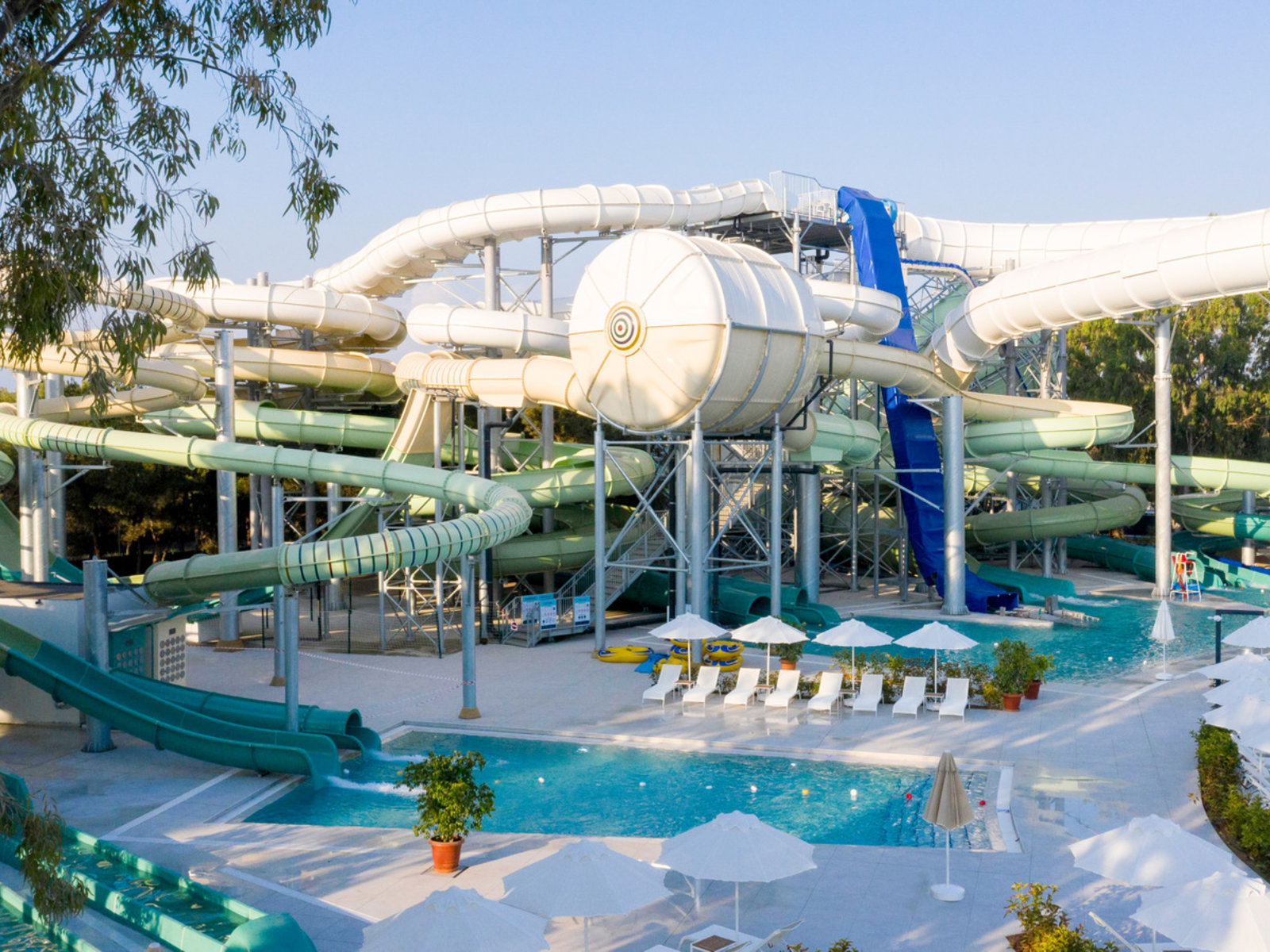 007 - PALOMA Finesse Side.jpg