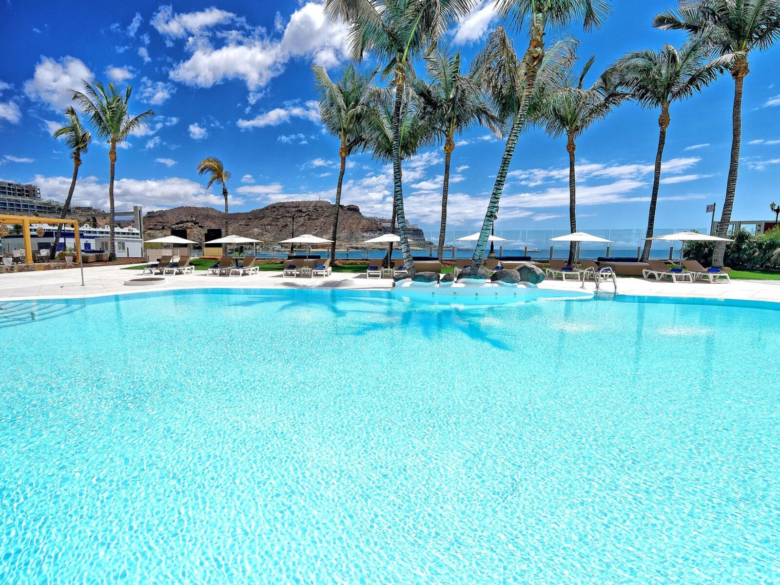 010 - LABRANDA Costa Mogan.jpg