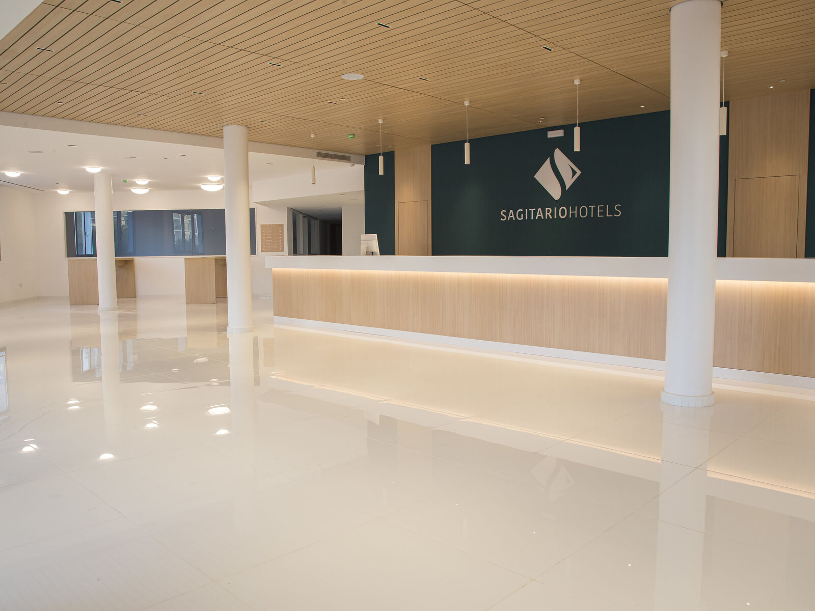 023 - Hotel Gran Sagitario.jpg