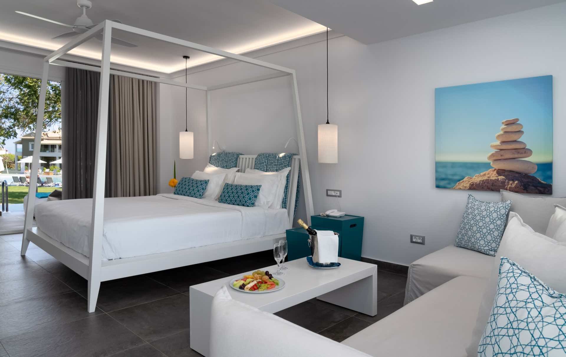 008 - Acharavi Vissalo by Acharavi Beach.jpg