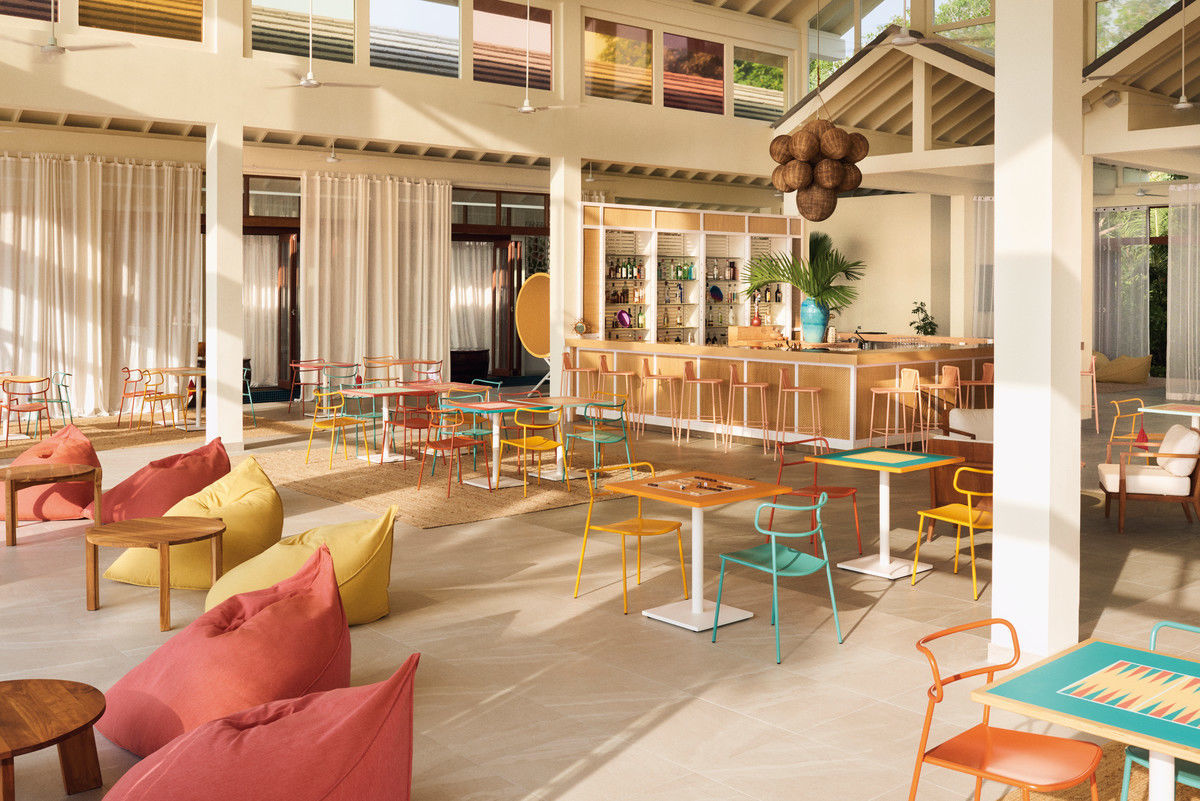015 - The Standard, Huruvalhi Maldives.jpg