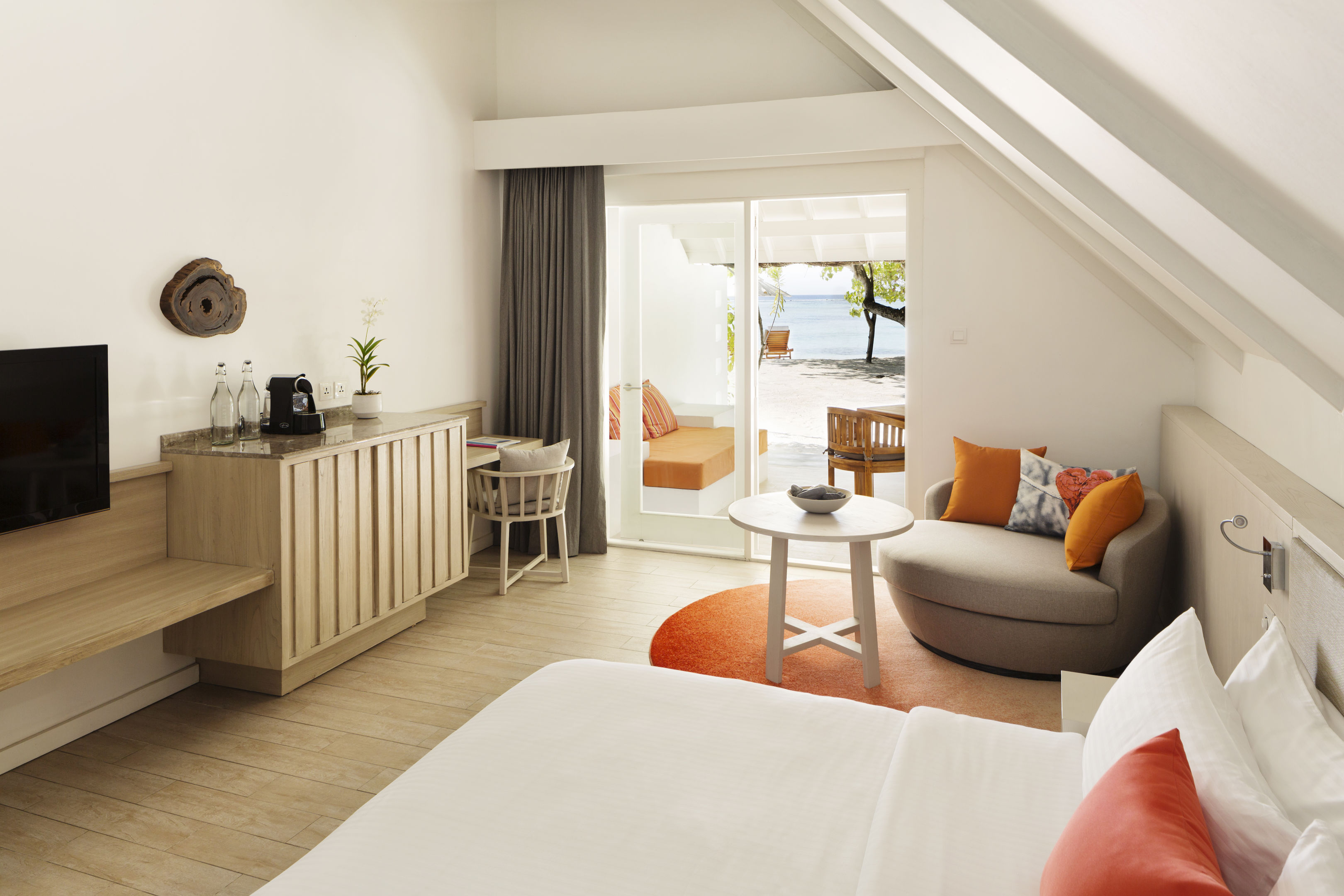 007 - LUX* South Ari Atoll.jpg