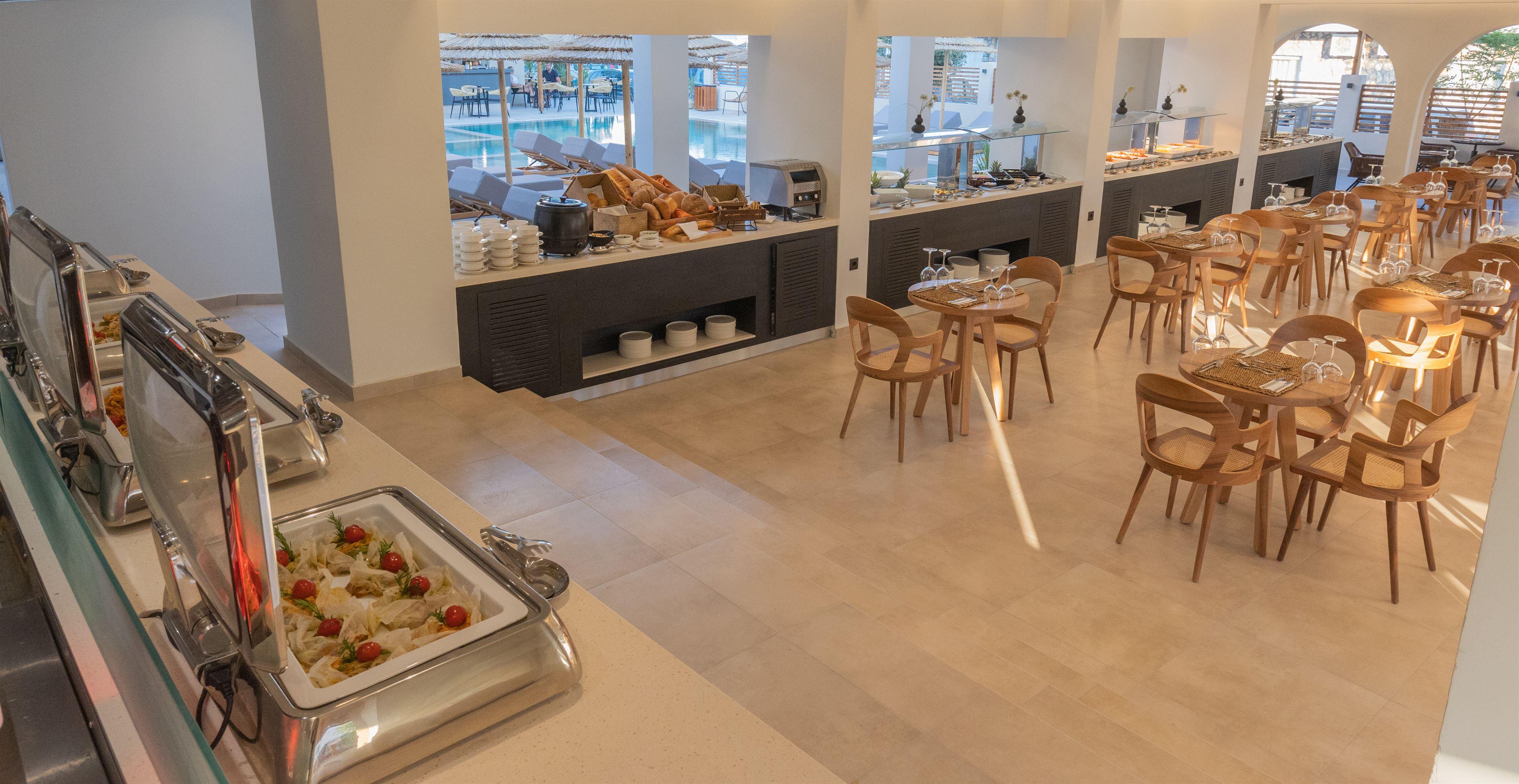 025 - Cabana Blu Hotel & Suites.jpg