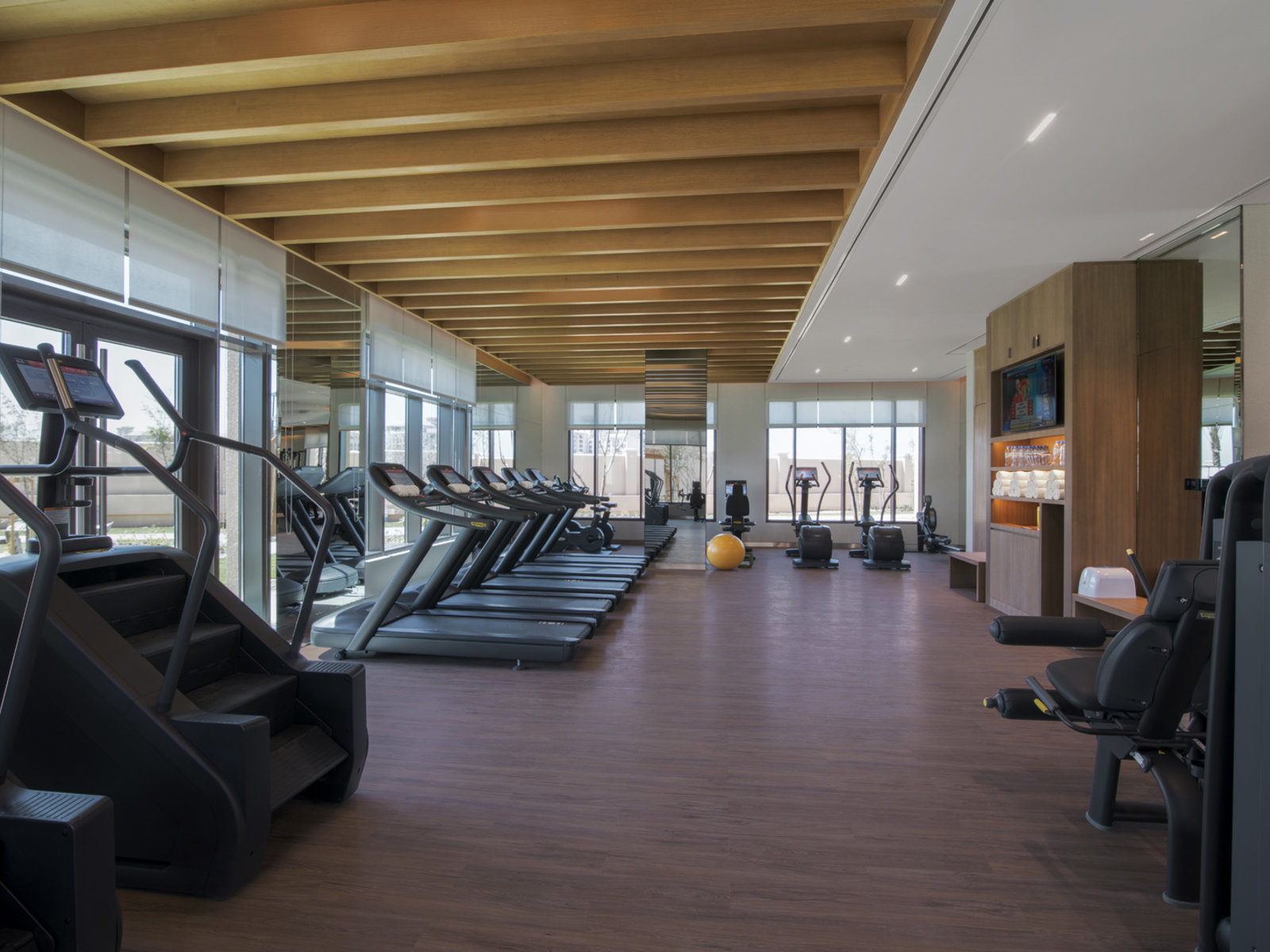 023 - Saadiyat Rotana Resort & Villas.jpg