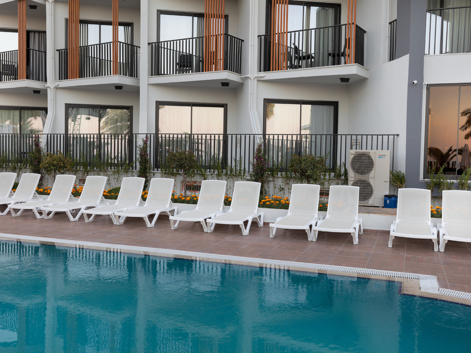 014 - The Raga Side.jpg