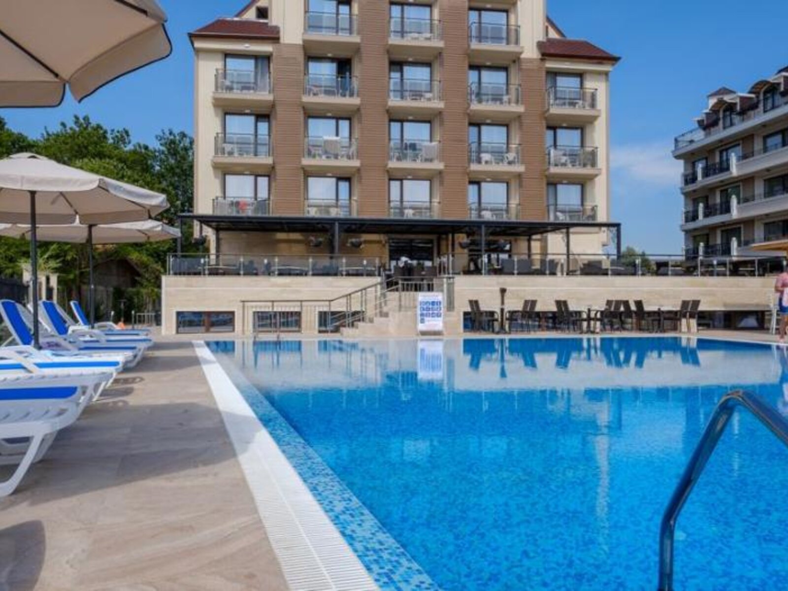 002 - Veramar Beach .jpg