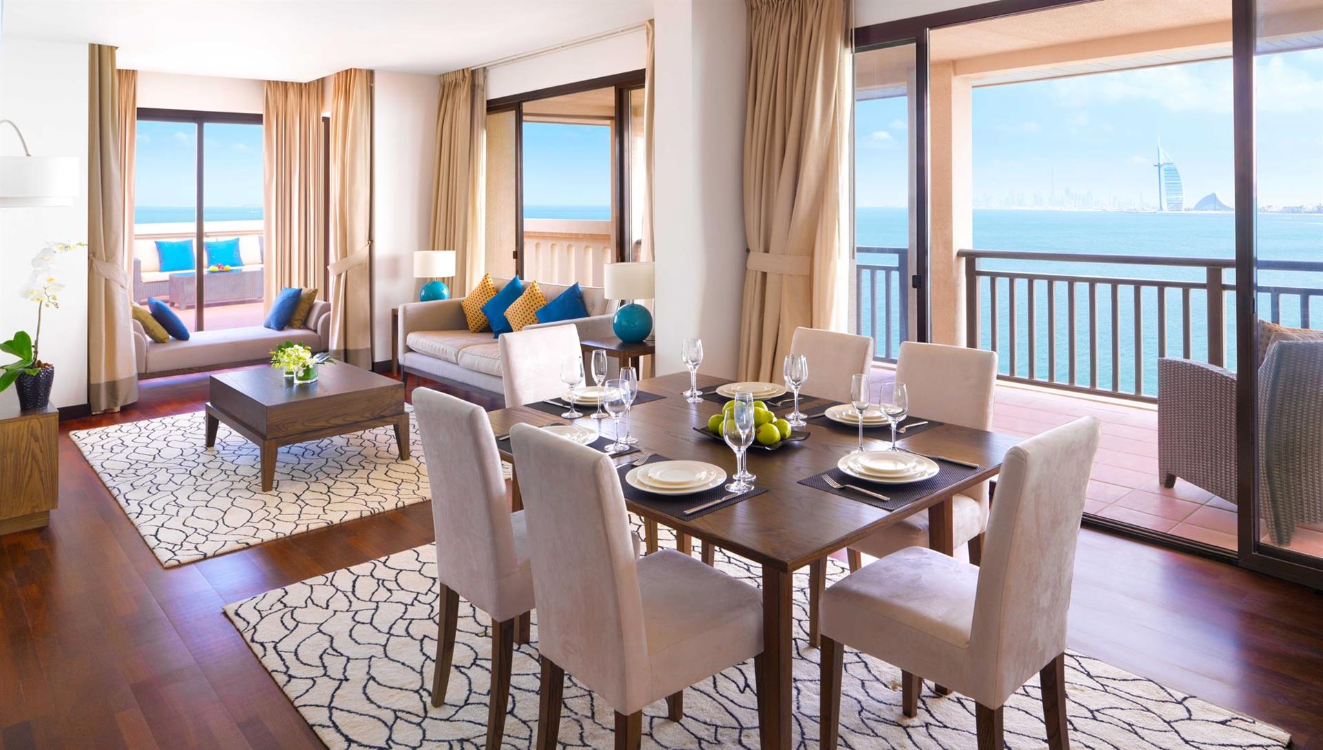 033 - Anantara Dubai The Palm Resort & Spa.jpg