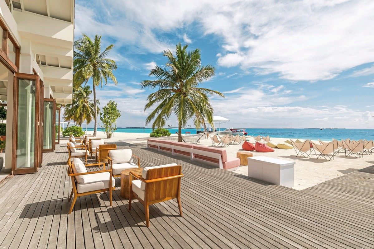 022 - The Standard, Huruvalhi Maldives.jpg