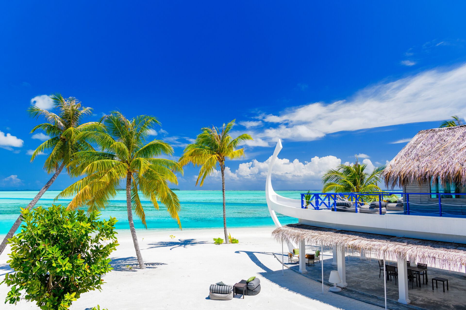 003 - Rahaa Resort .jpg