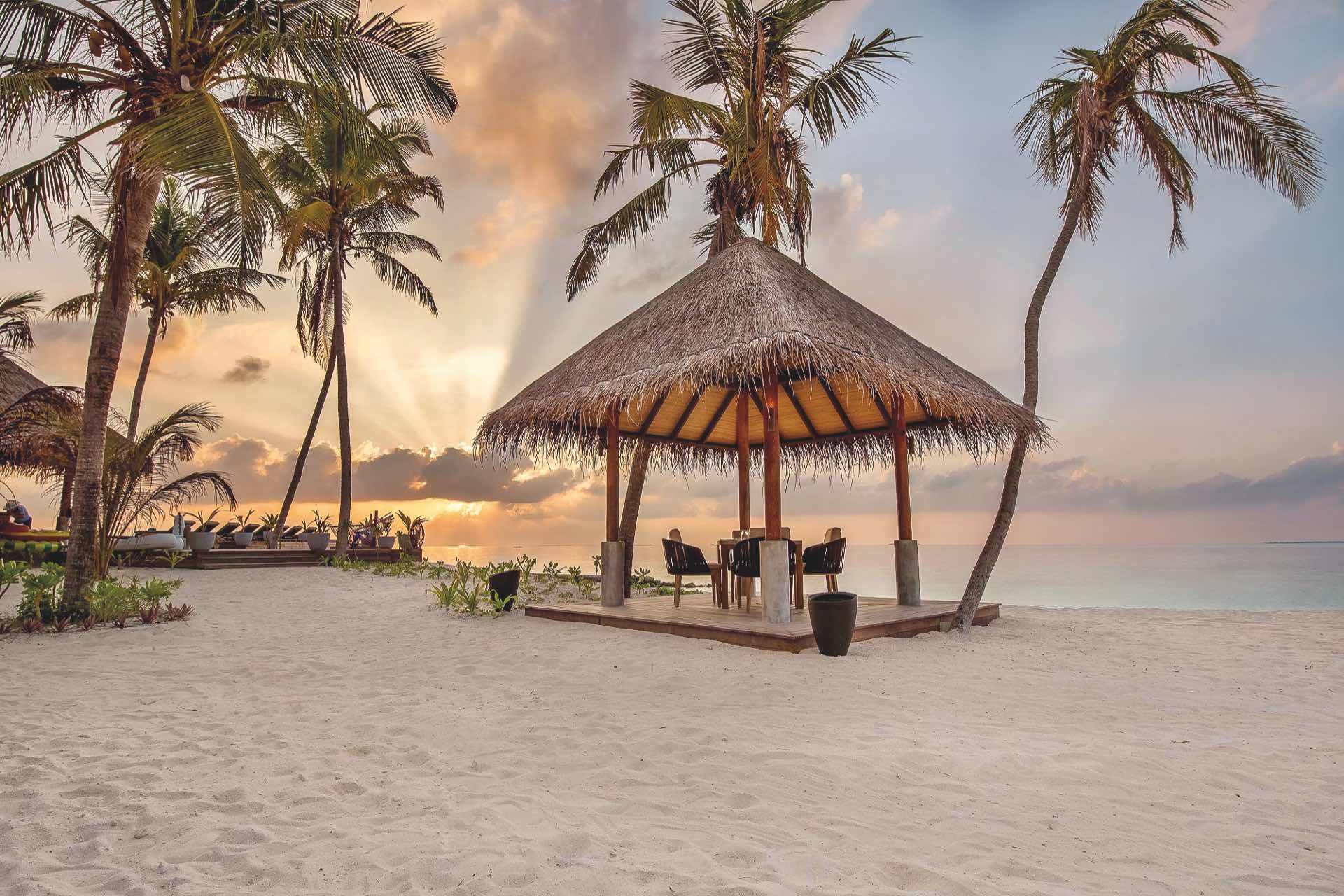 006 - Fushifaru Maldives.jpg