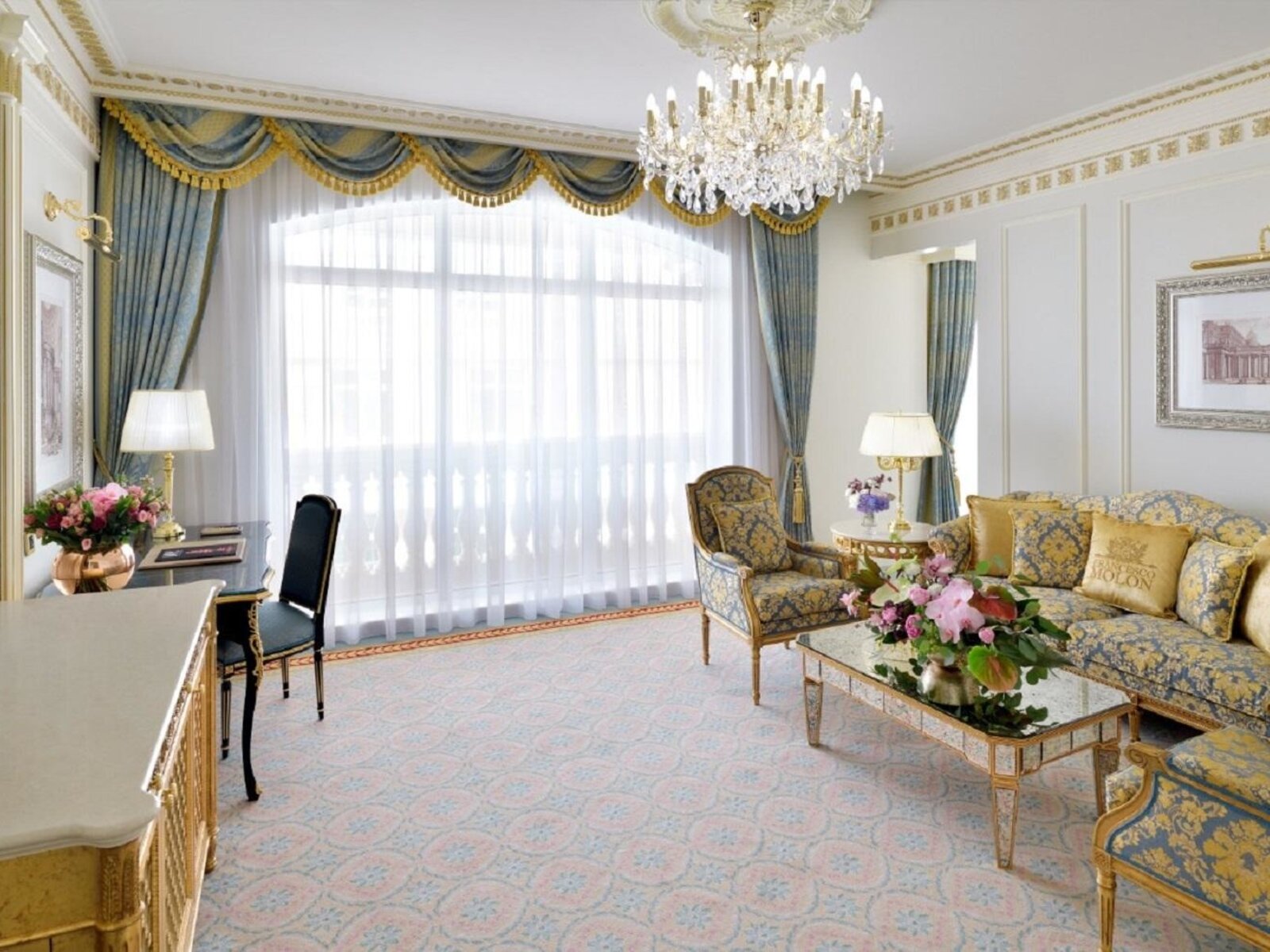 044 - Emerald Palace Kempinski Hotel .jpg