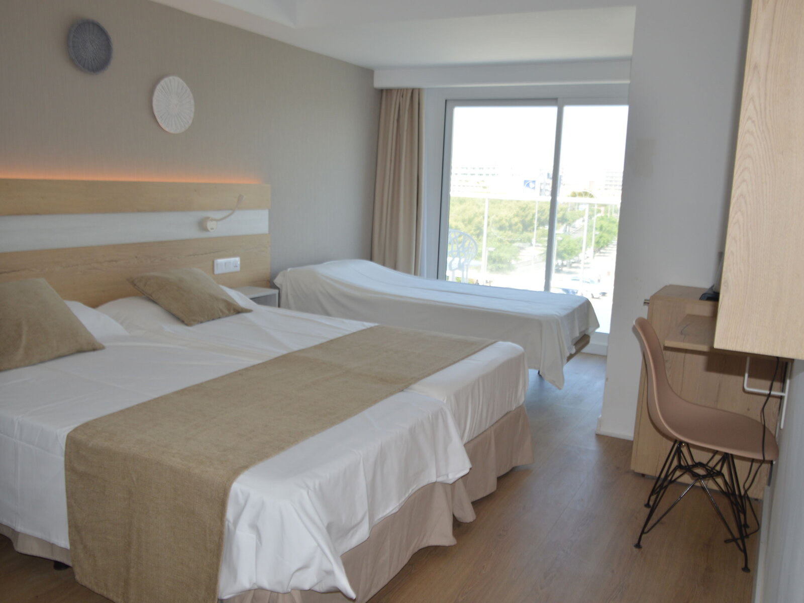 029 - Sant Jordi Hotel.jpg