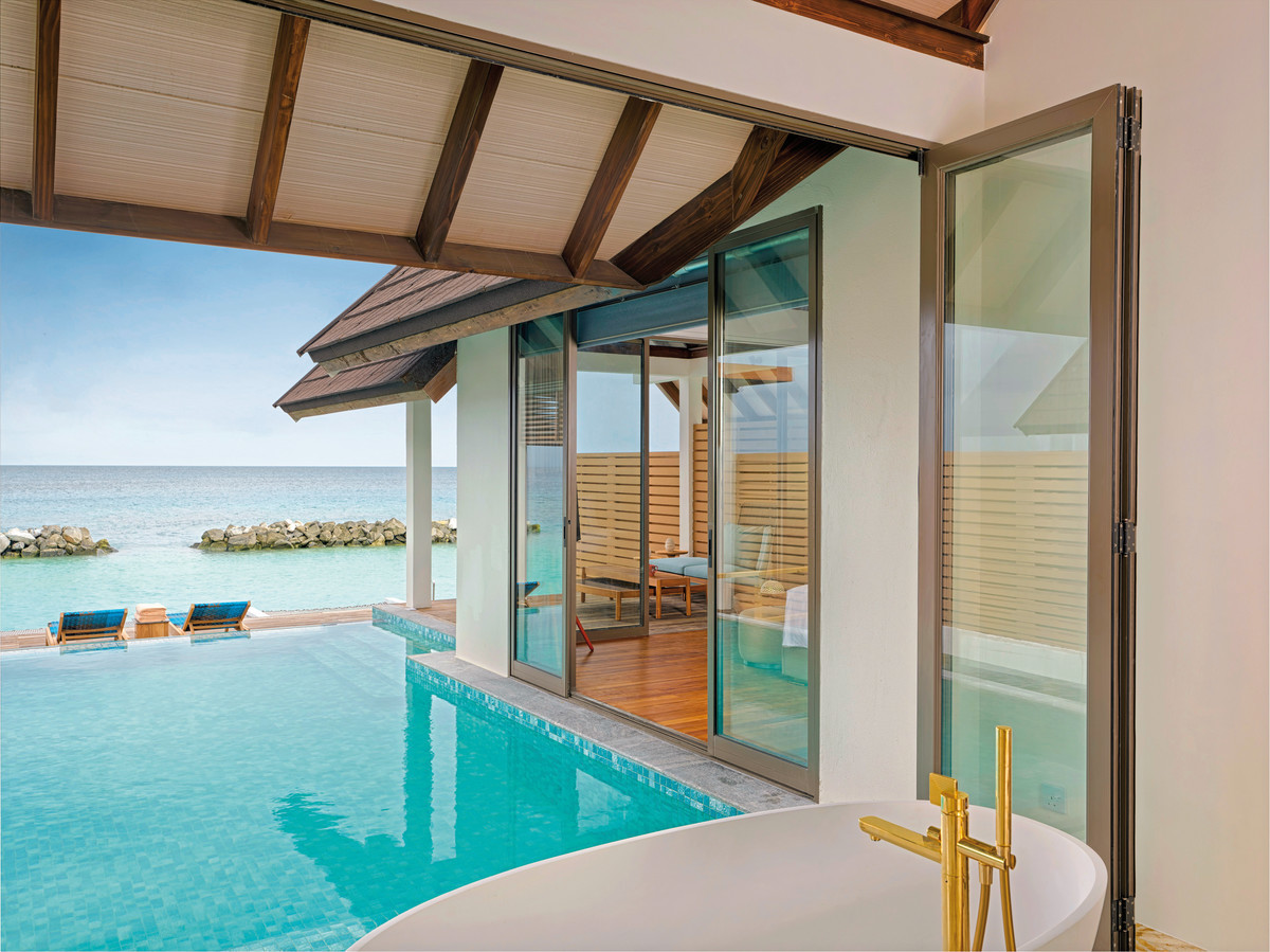 019 - Meyyafushi Maldives.jpg