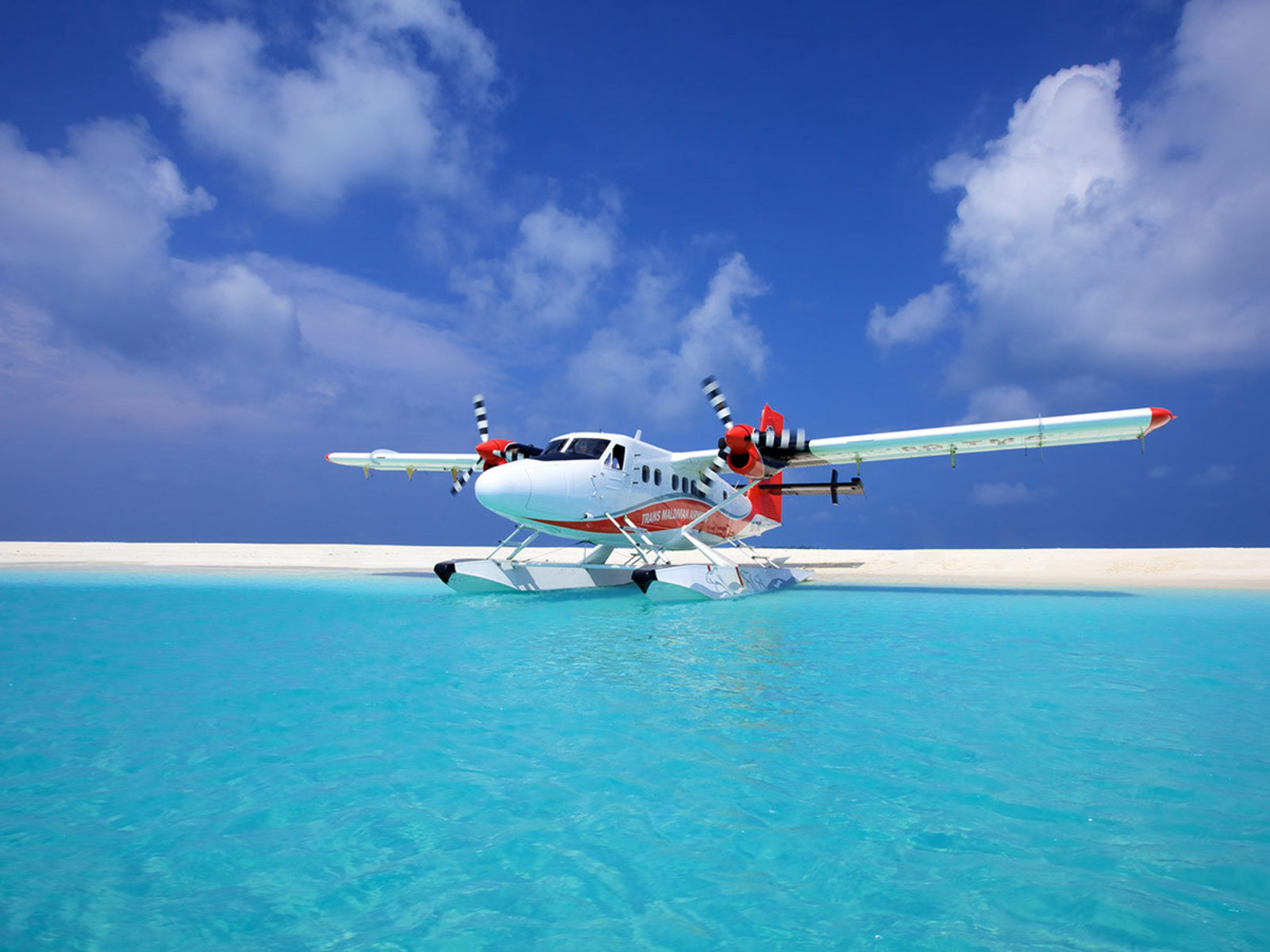 9150210 - Hurawalhi Island Resort Maldives.jpg